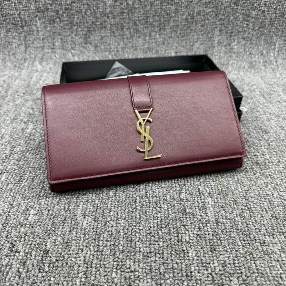 100% Authentic Yves Saint Laurent Leather Wallet - Picture 1 of 10